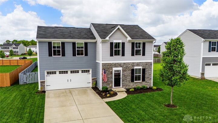 1194 Lisa Marie Drive  Xenia OH 45385 photo