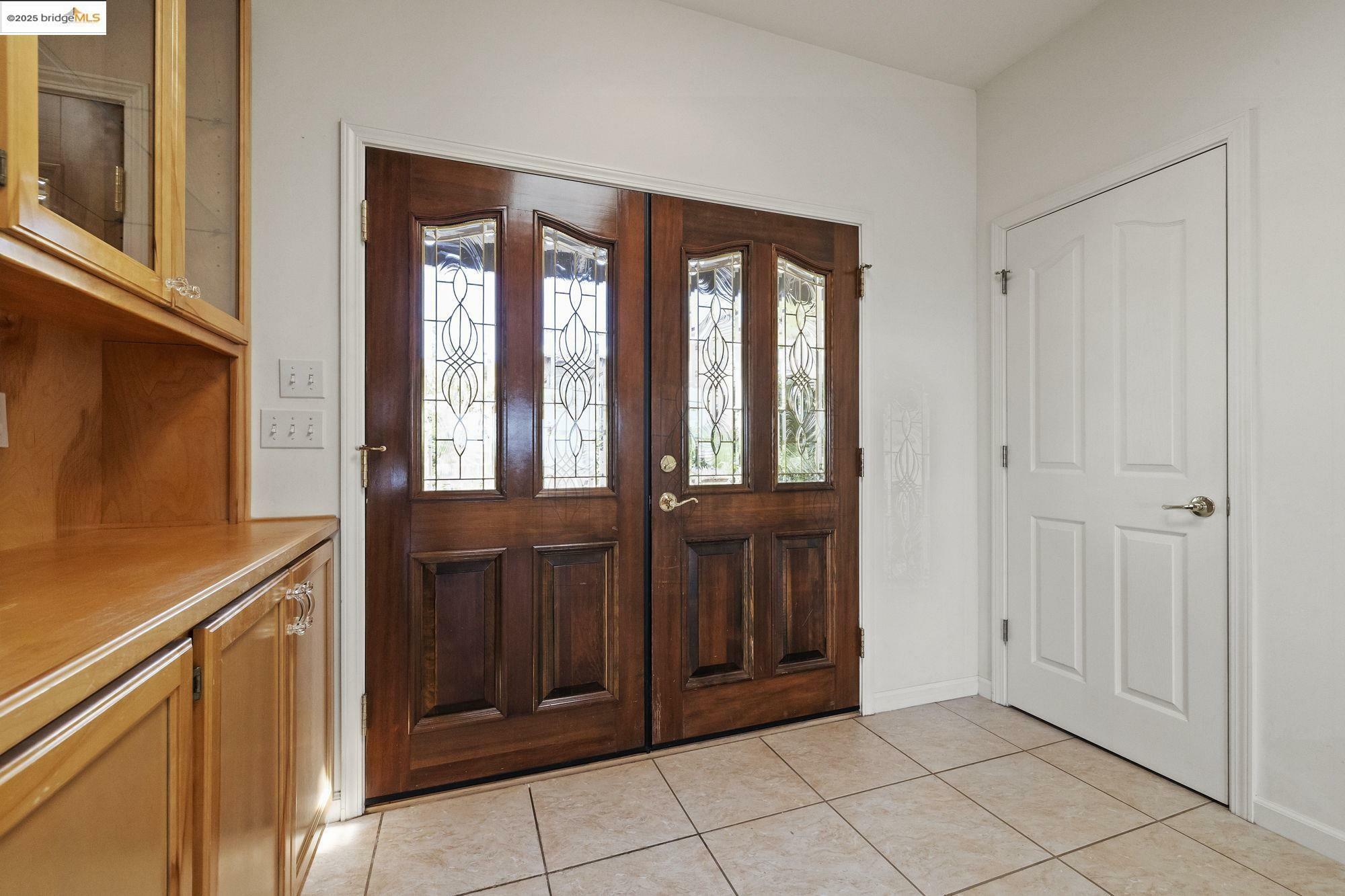 Property Photo:  23550 View Ln  CA 95310 
