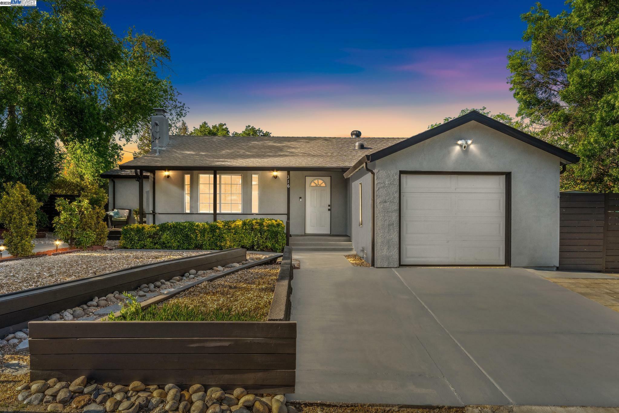 Property Photo: 316 3rd Ave S CA 94523