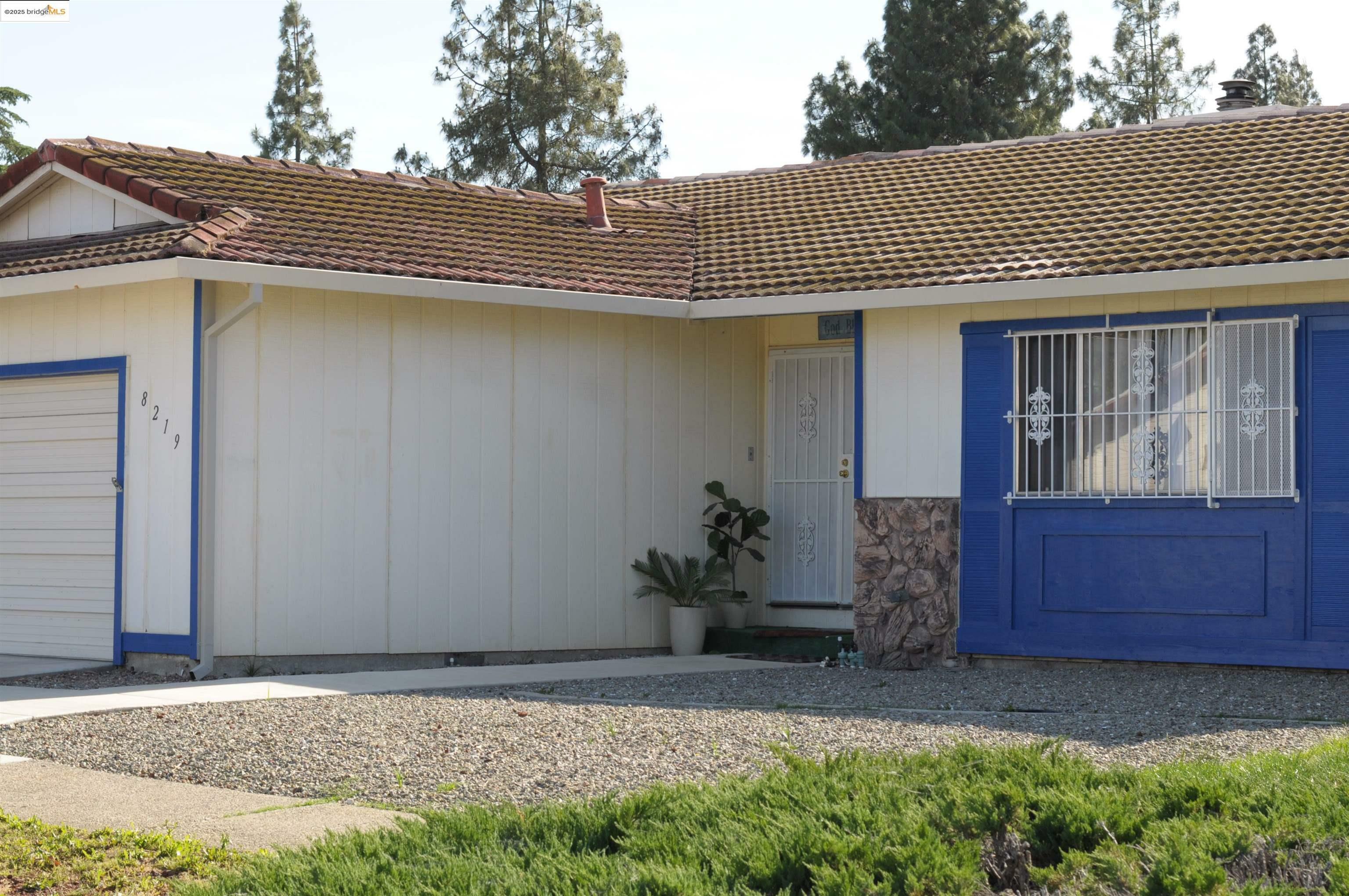 Property Photo: 8219 New York Drive CA 95210