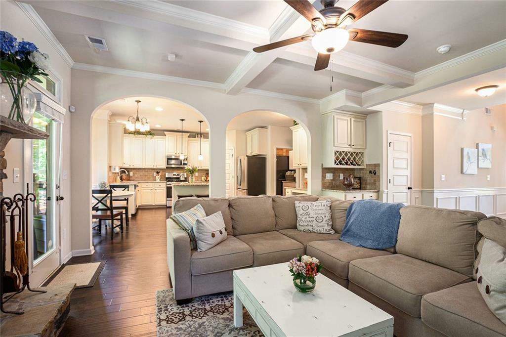 Property Photo: 6140 Stillwood Lane GA 30041
