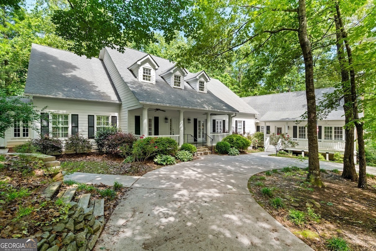 Property Photo: 2058 Sewanee Court GA 30180