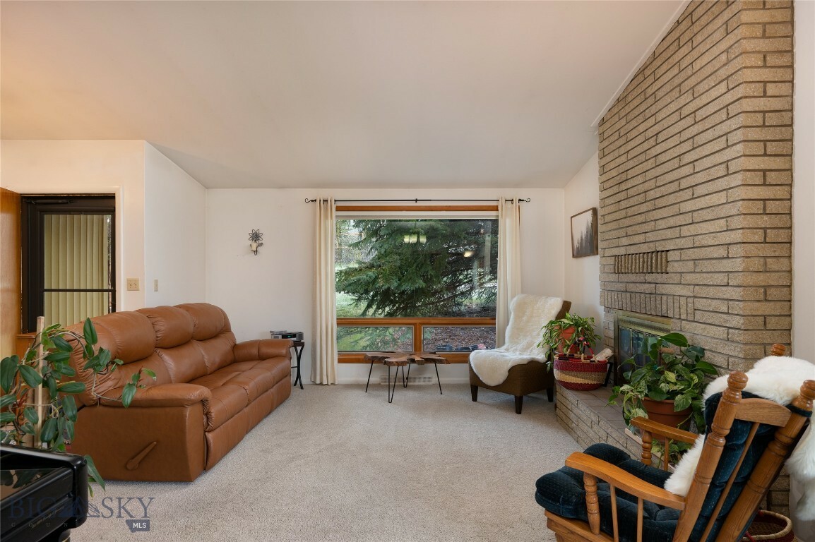 Property Photo: 1104 N Spruce Drive MT 59715