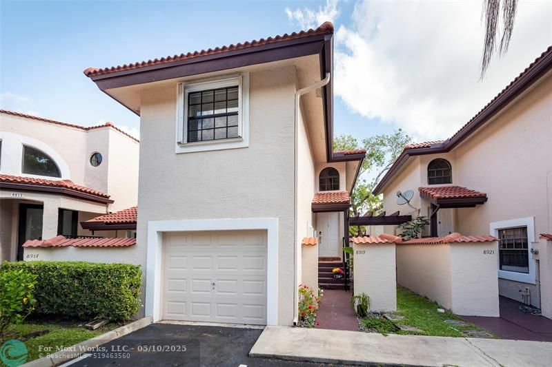 Property Photo: 8919 W Sunrise Blvd 8919 FL 33322