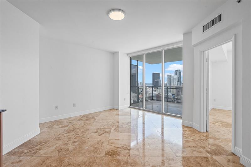 Property Photo:  350 S Miami Ave 2909  FL 33130 