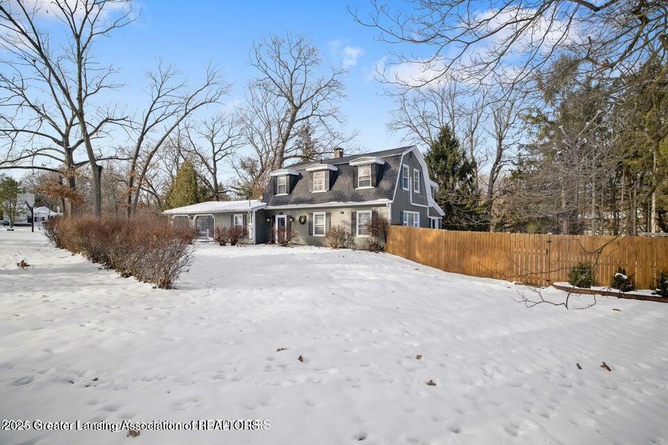 Property Photo: 173 E Hamilton Lane MI 49015