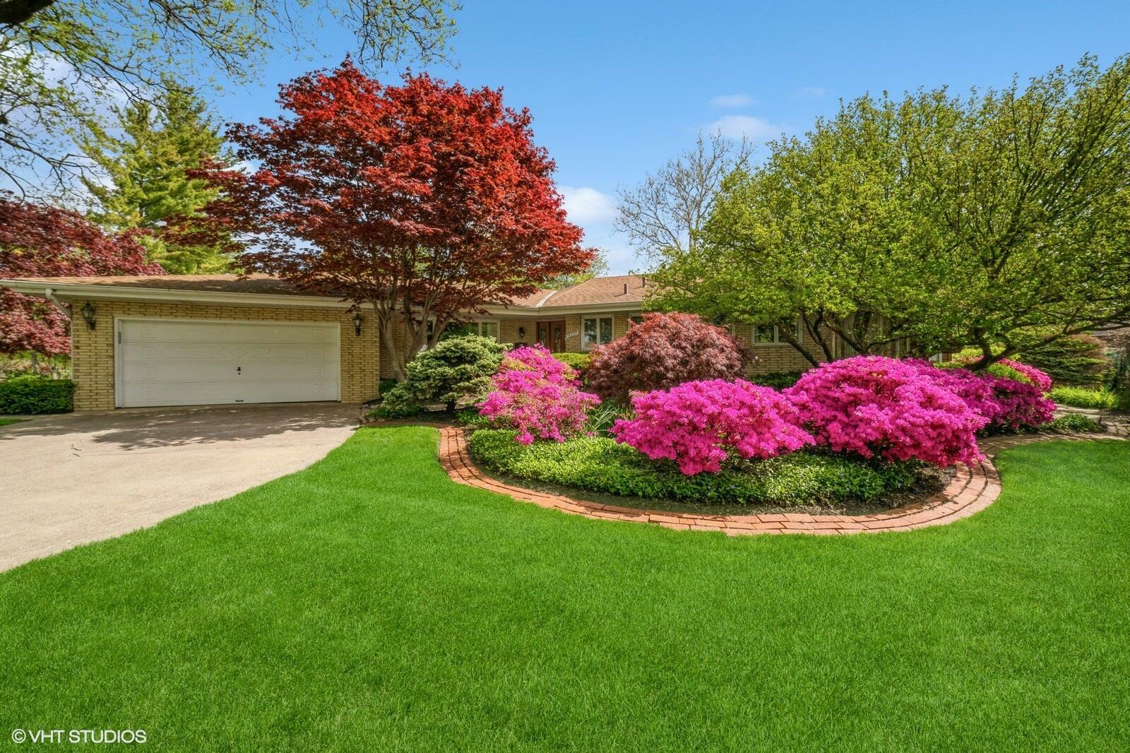 Property Photo: 8227 Oakwood Avenue IN 46321