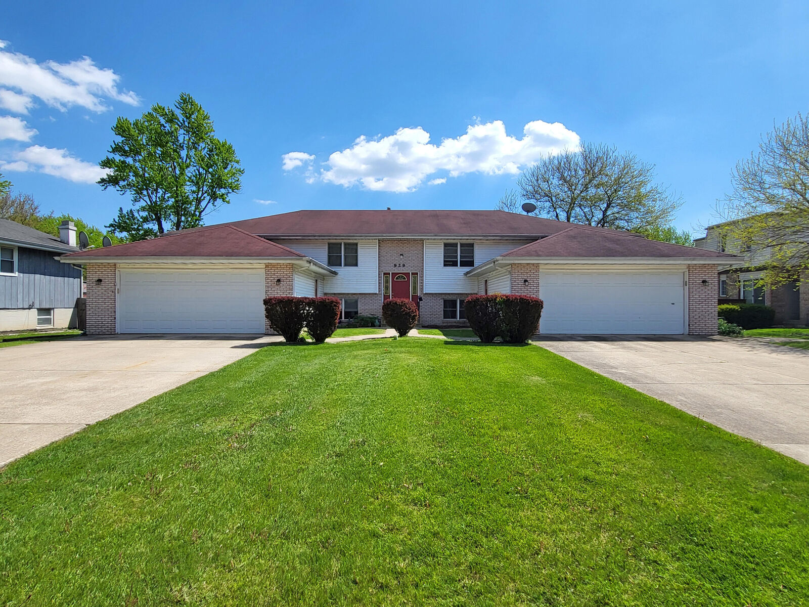 Property Photo: 929 Monterrey Court C IN 46307