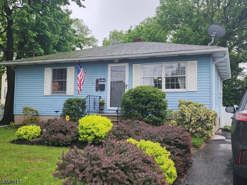 Property Photo: 122 Walnut Avenue NJ 07442
