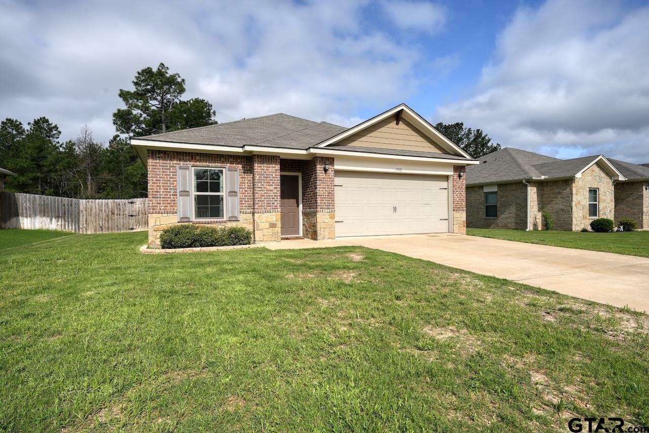 Property Photo: 17421 Stacy Street TX 75771