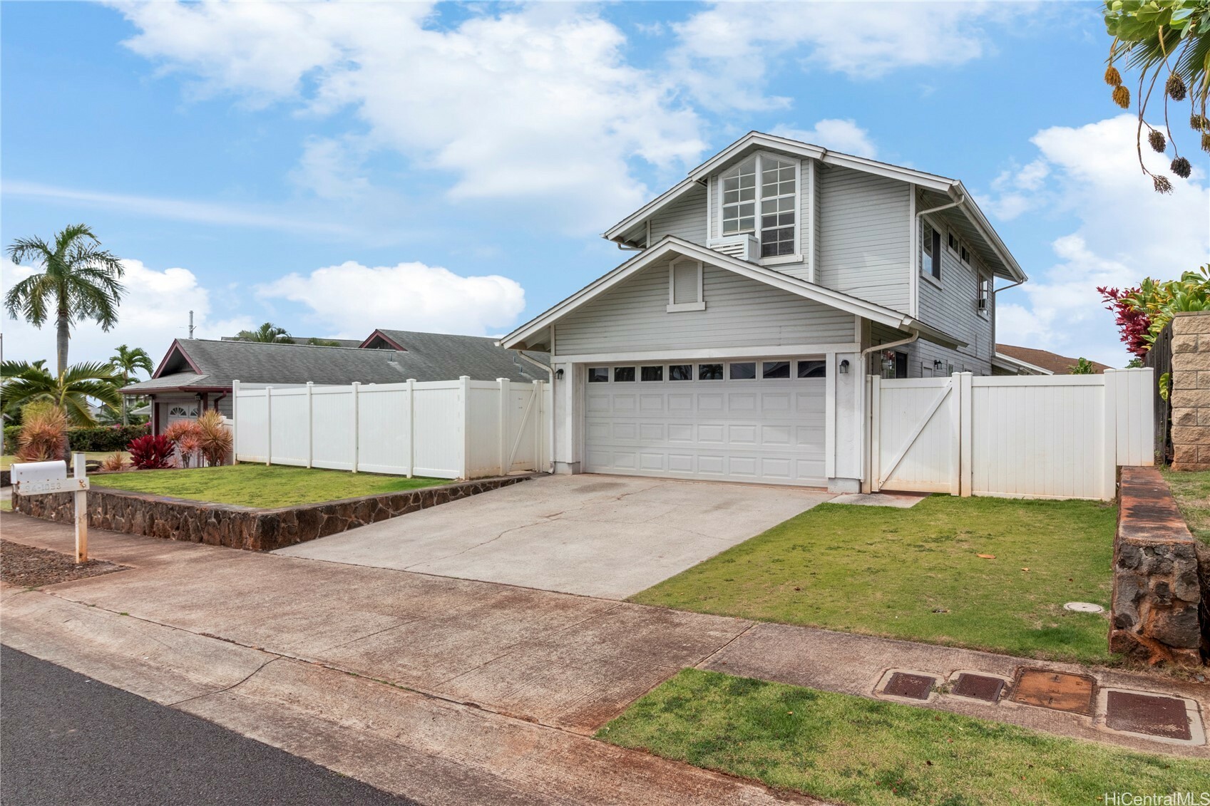 94-1053 Lelehu Street  Waipahu HI 96797 photo