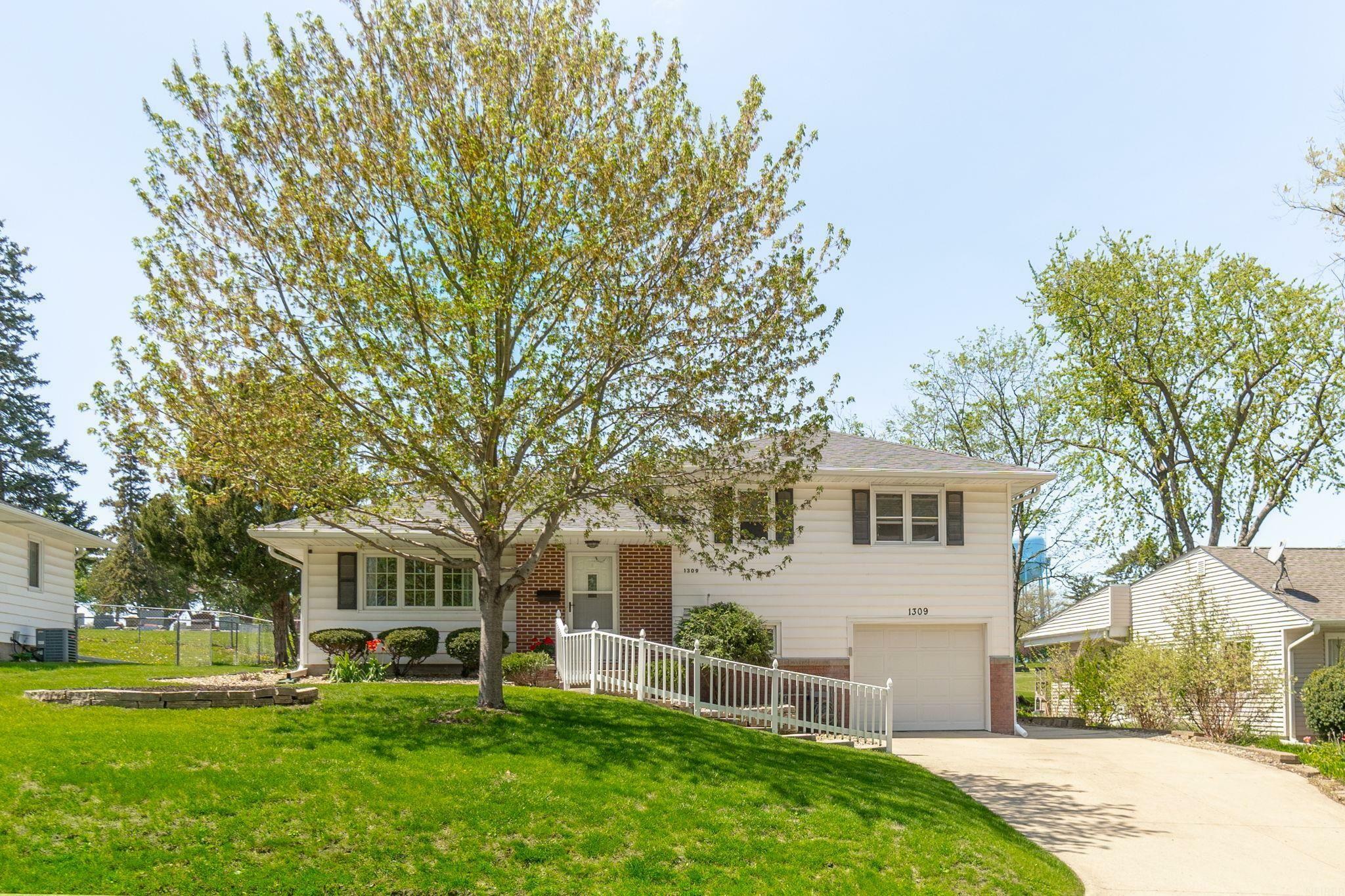 1309 Catherine Street  Cedar Falls IA 50613 photo