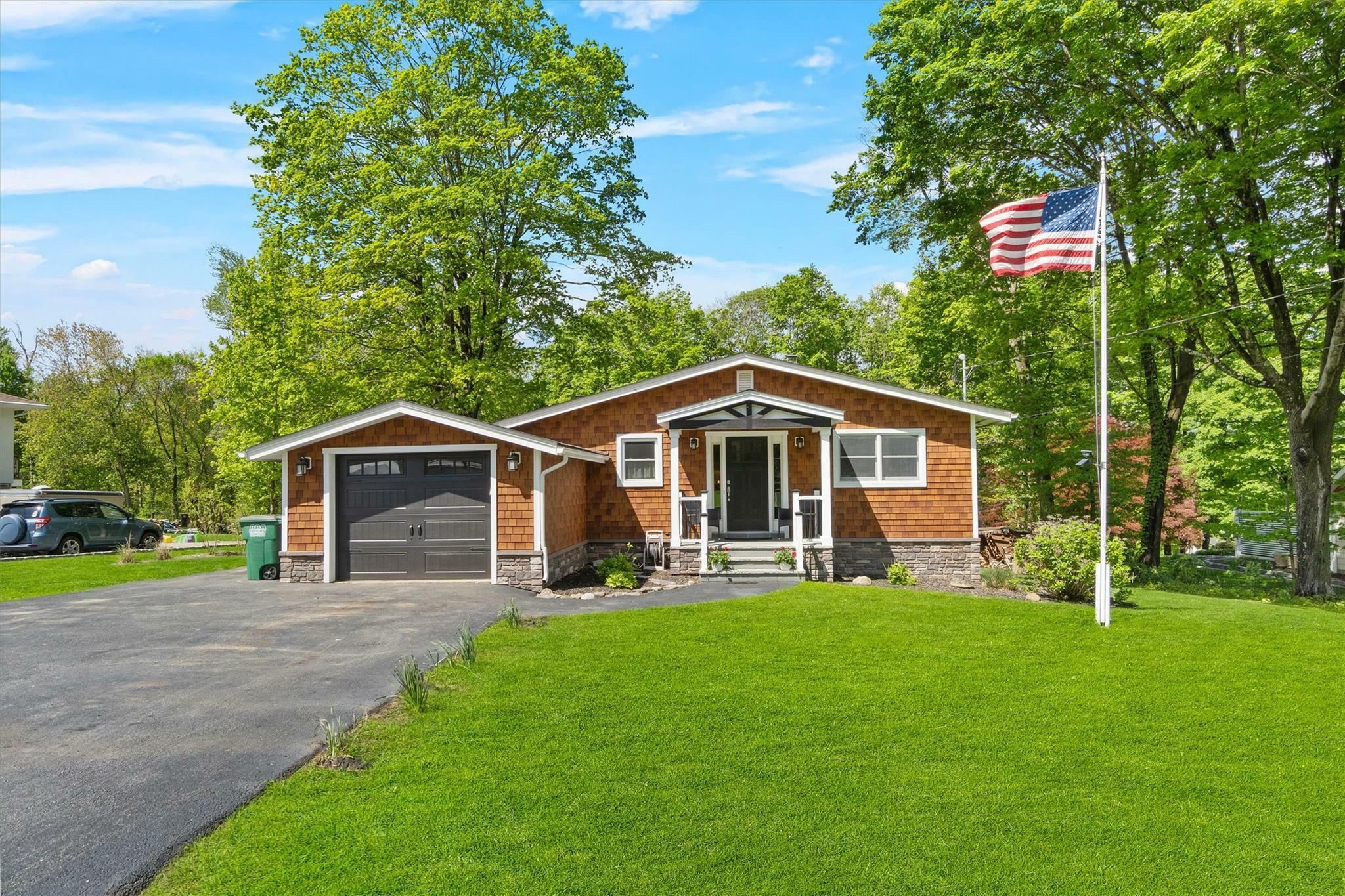 Property Photo: 153 Gleneida Ridge Road NY 10512