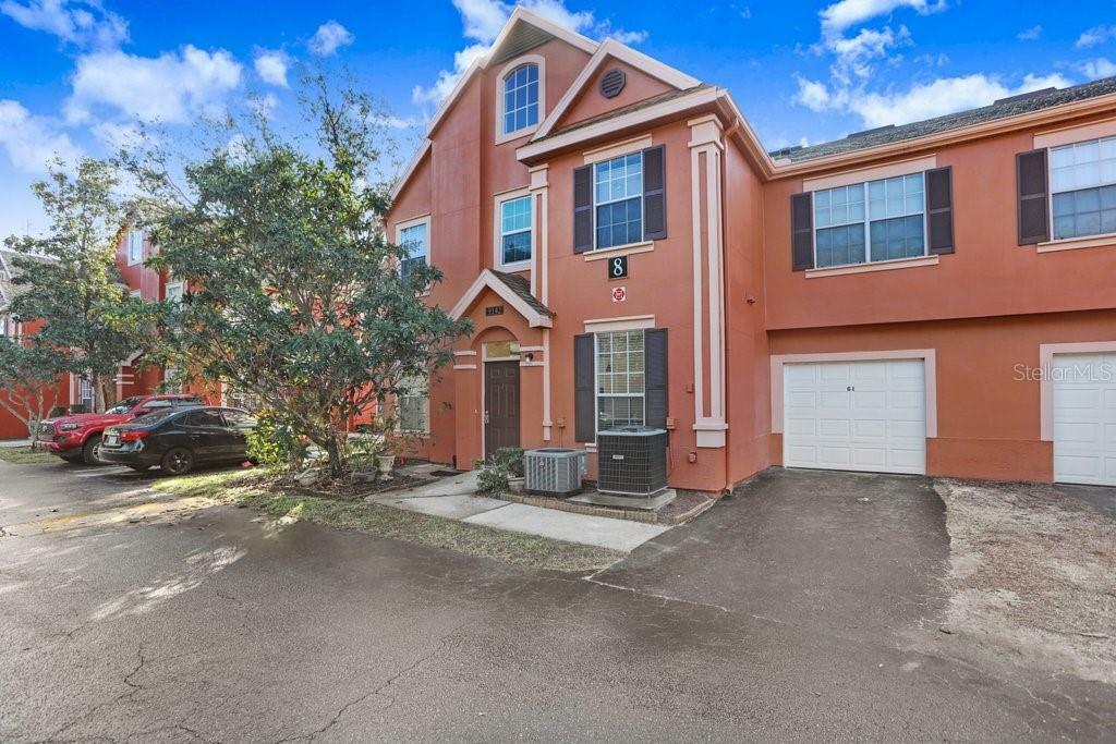 Property Photo: 9142 Lake Chase Island Way FL 33626