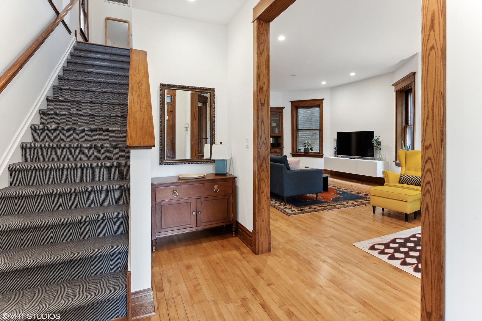 Property Photo: 2645 N Mozart Street IL 60647