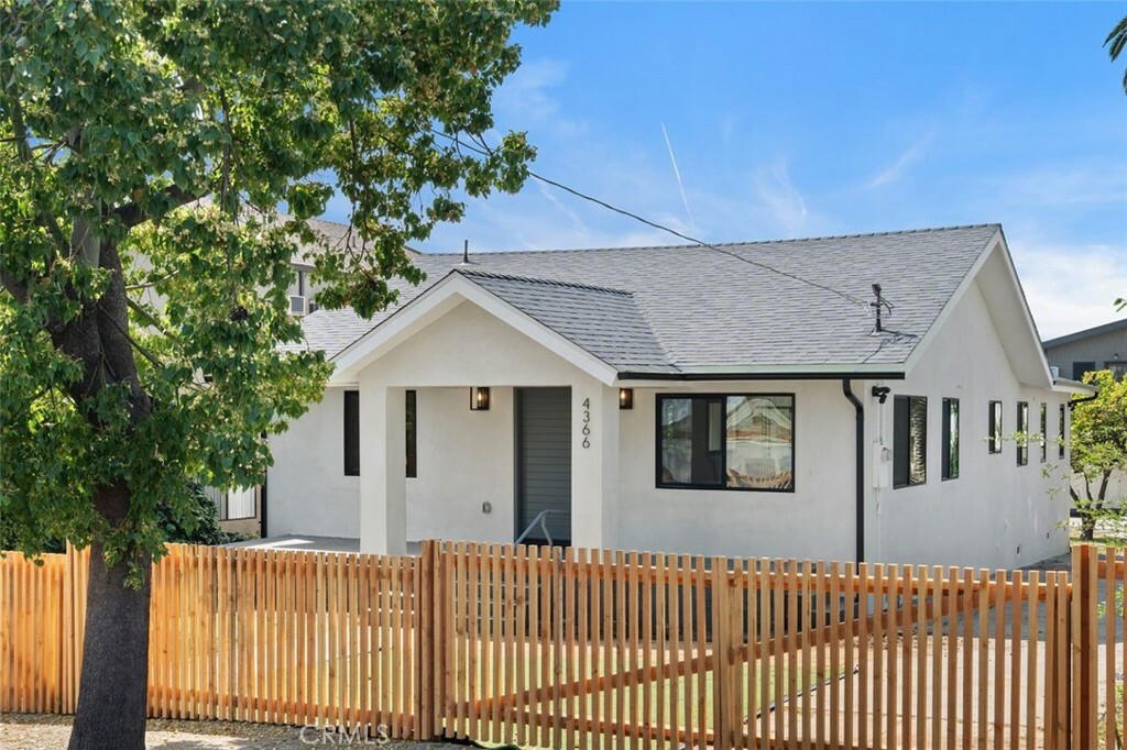 Property Photo:  4366 Camero Avenue  CA 90027 