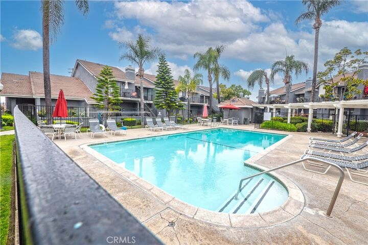 Property Photo:  776 E San Bernardino Road 3  CA 91723 