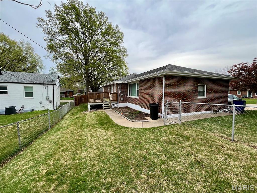 Property Photo: 8911 Blackpool Drive MO 63123