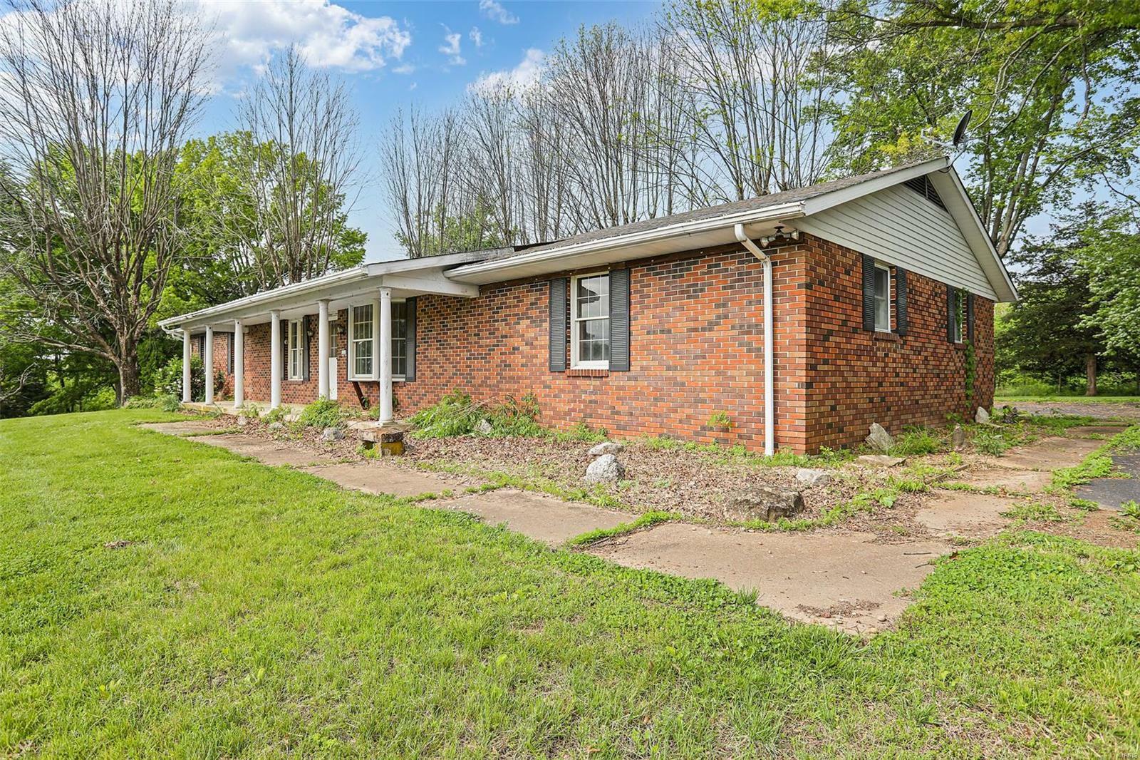 Property Photo: 15450 Duden Hills Road S MO 63357