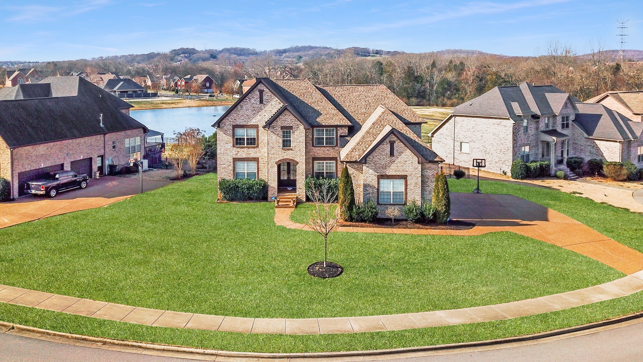 Property Photo: 115 Riverbirch Ln TN 37075