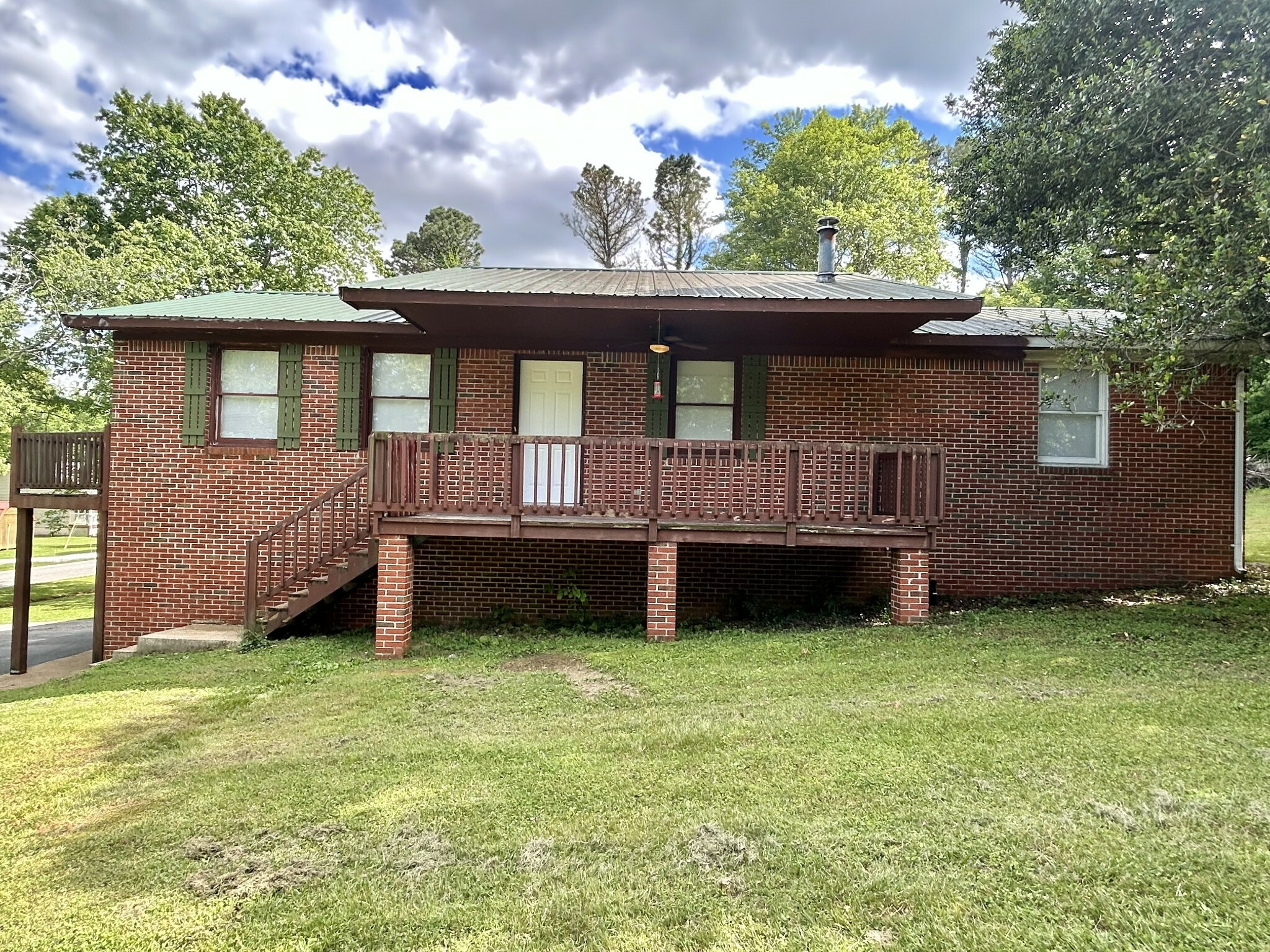 Property Photo: 430 Blue Springs Rd TN 37342