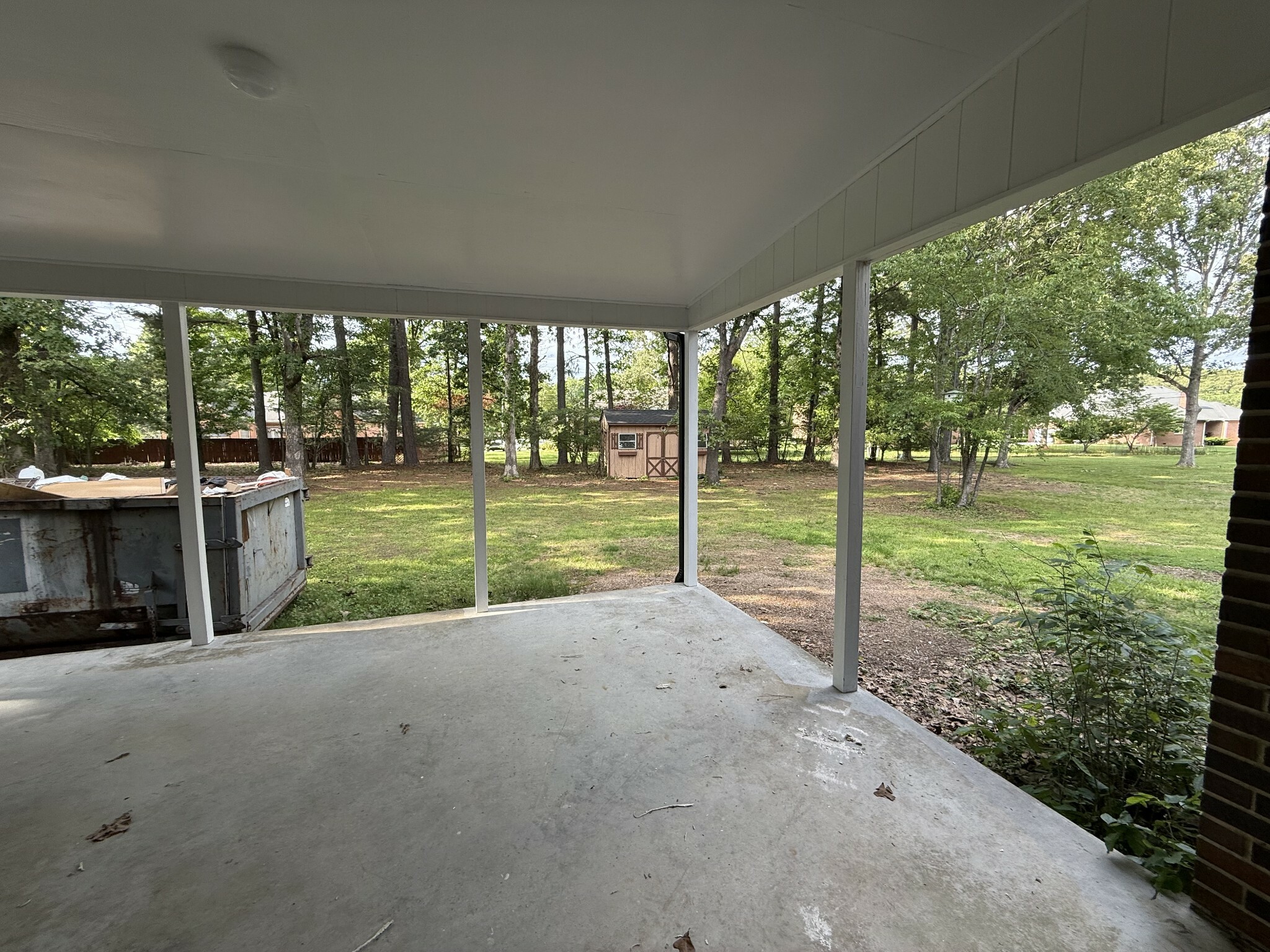 Property Photo:  305 Twelve Oaks Rd  TN 37388 