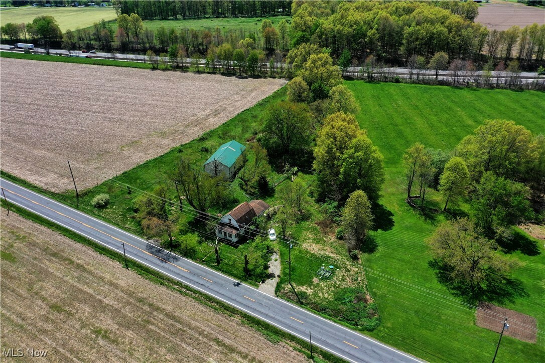 Property Photo: 5521 State Route 82 OH 44444