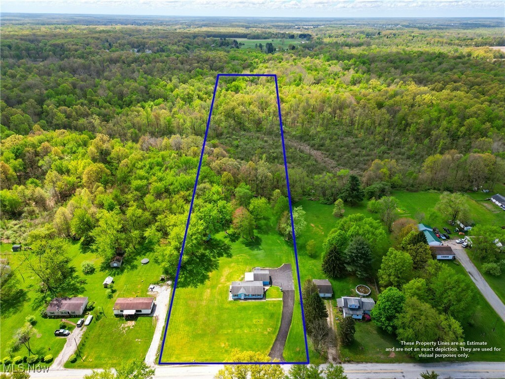 Property Photo: 10544 Holcomb Road OH 44444