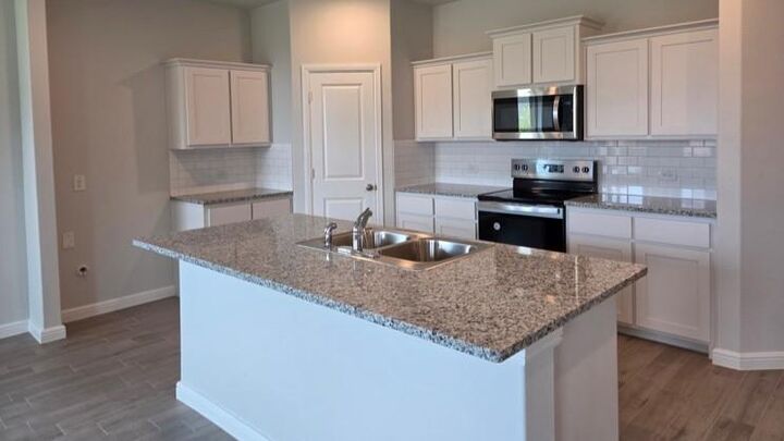Property Photo:  160 Trinity Street  TX 76050 