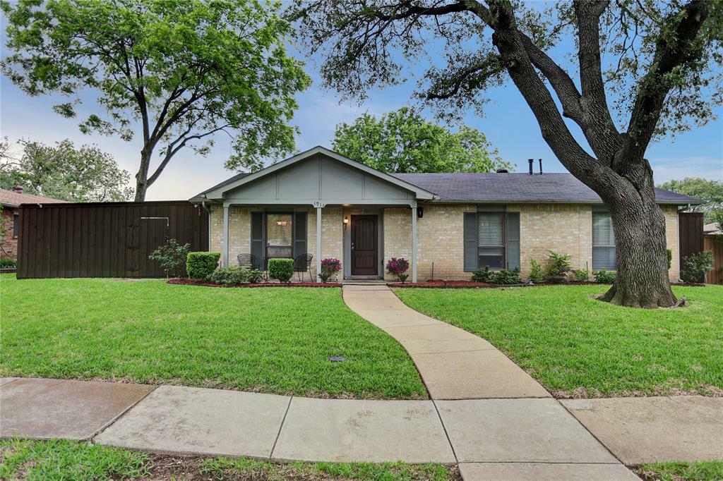 Property Photo: 1918 Addington Drive TX 75007