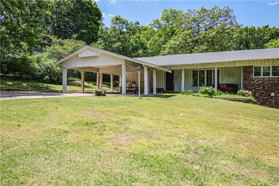 Property Photo:  1741 Greenvalley Avenue  AR 72703 
