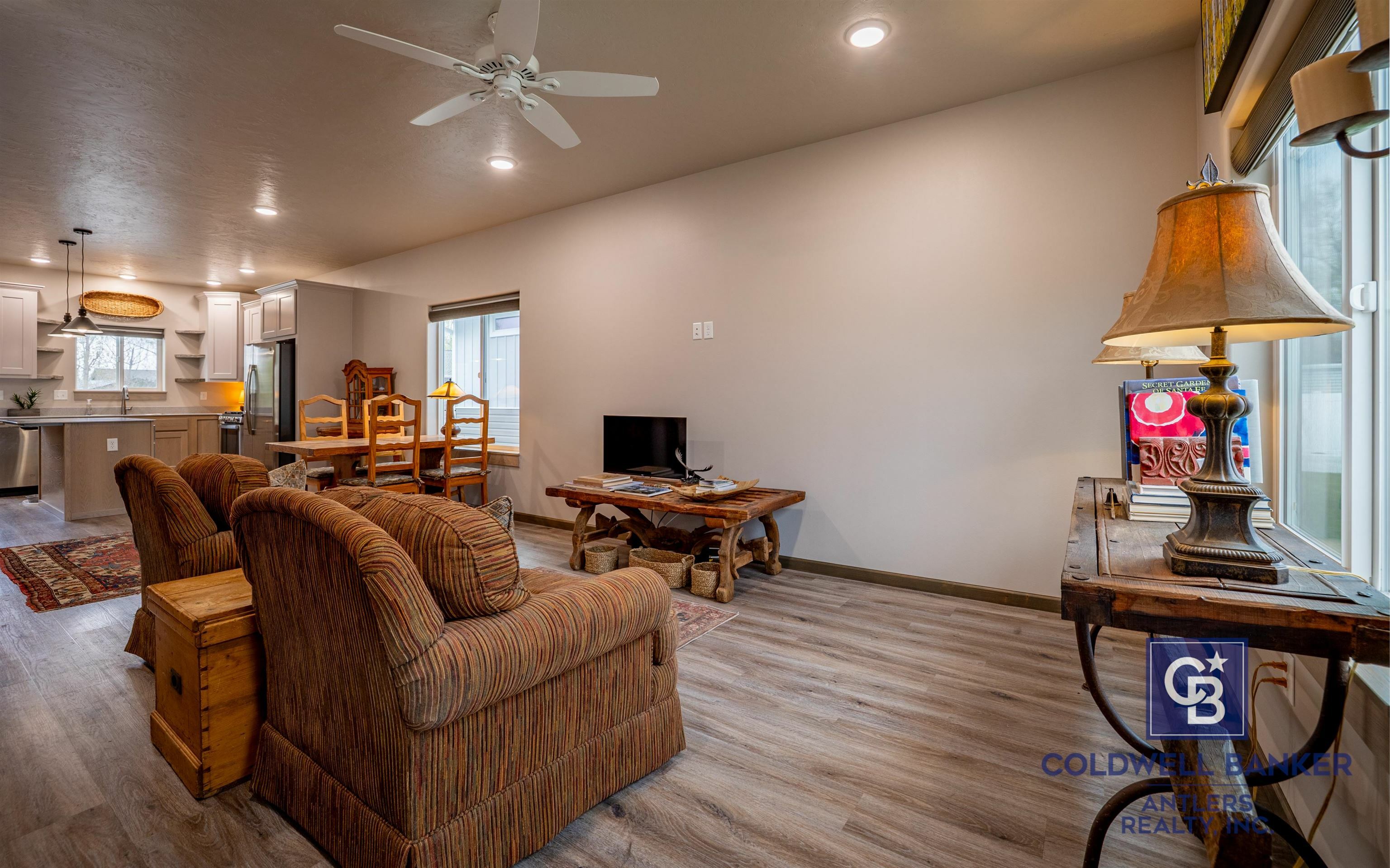 Property Photo: 838 Duesenberg Ct WY 82414
