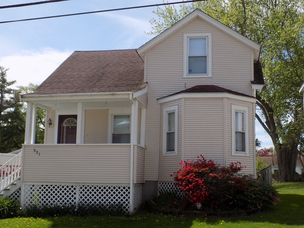 Property Photo:  321 Canonicus  RI 02878 