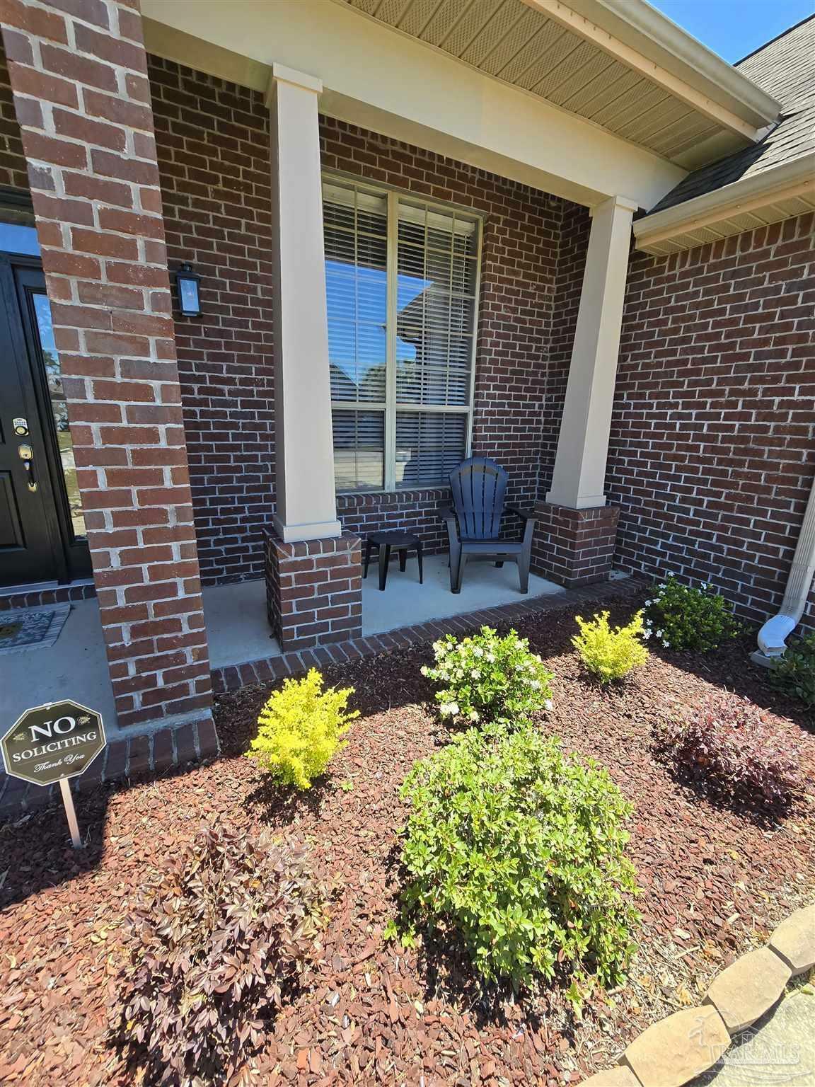 Property Photo: 3504 Topaz Cir FL 32566
