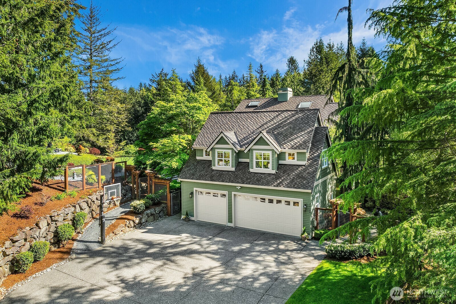 Property Photo: 26108 SE 27th Street WA 98075
