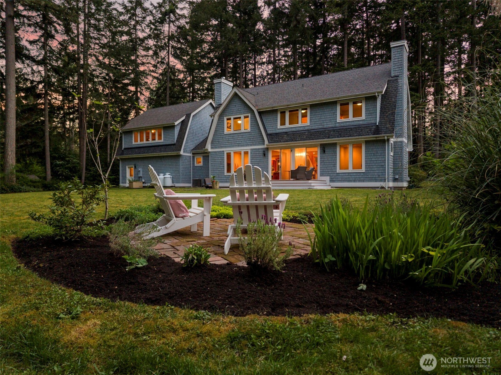 Property Photo: 14146 Henderson Rd NE WA 98110