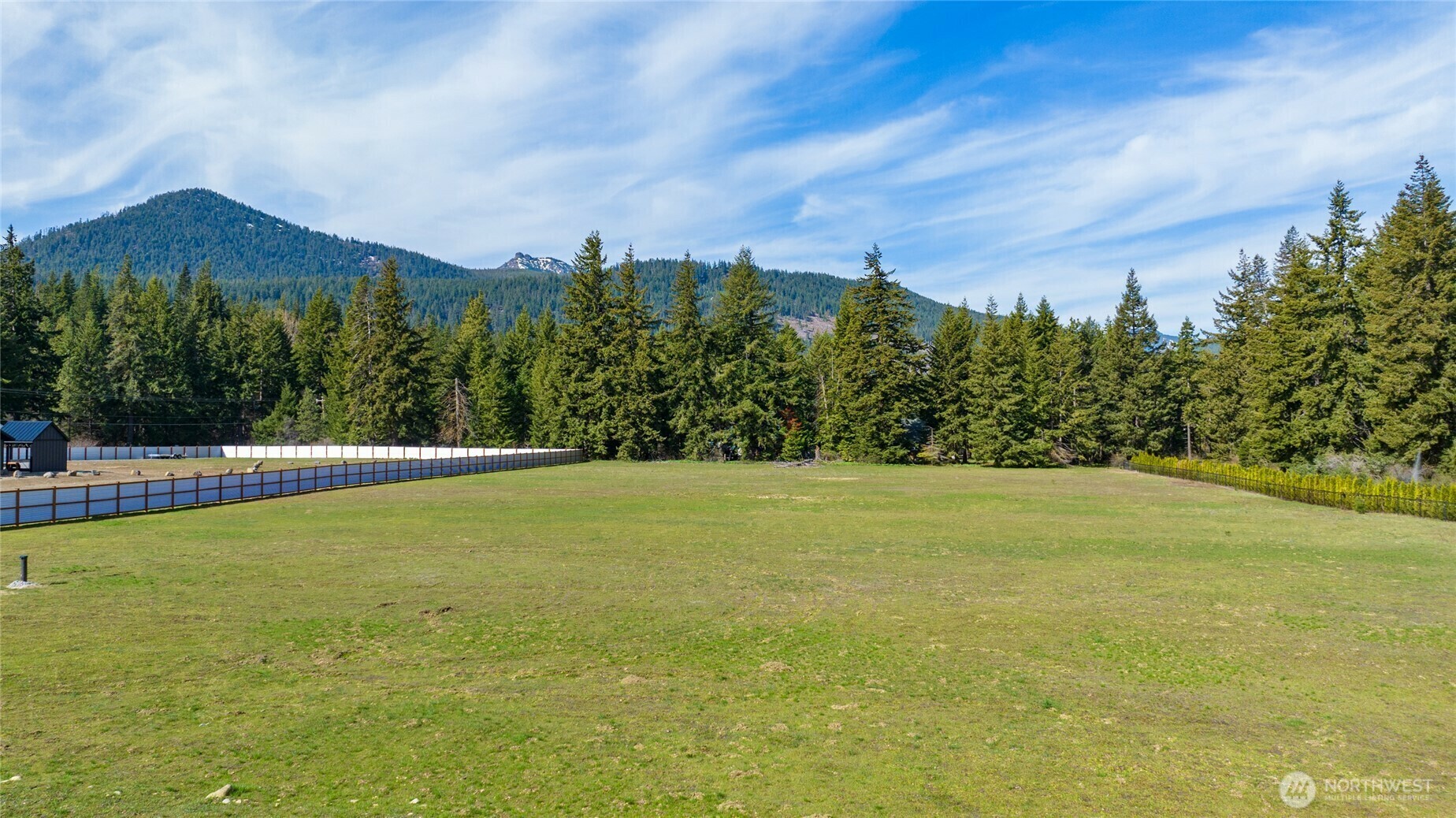 Property Photo: 121 Darling Way WA 98922