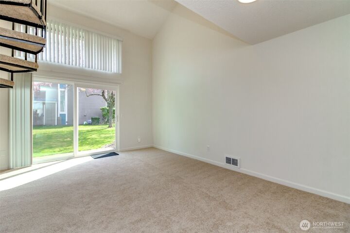 Property Photo: 10521 SE 252nd Street P3 WA 98030