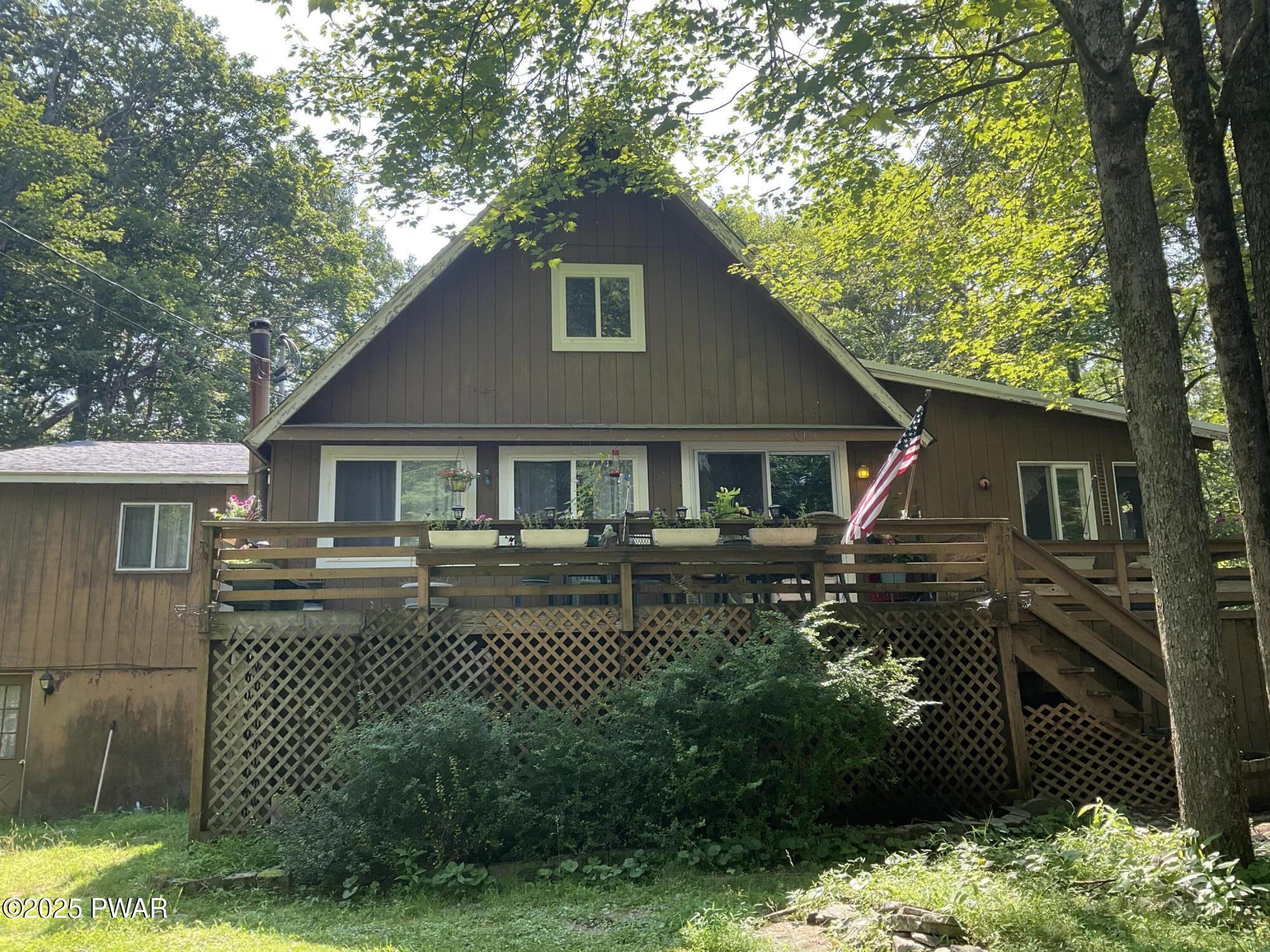 Property Photo: 124 Roundhill Road PA 18328