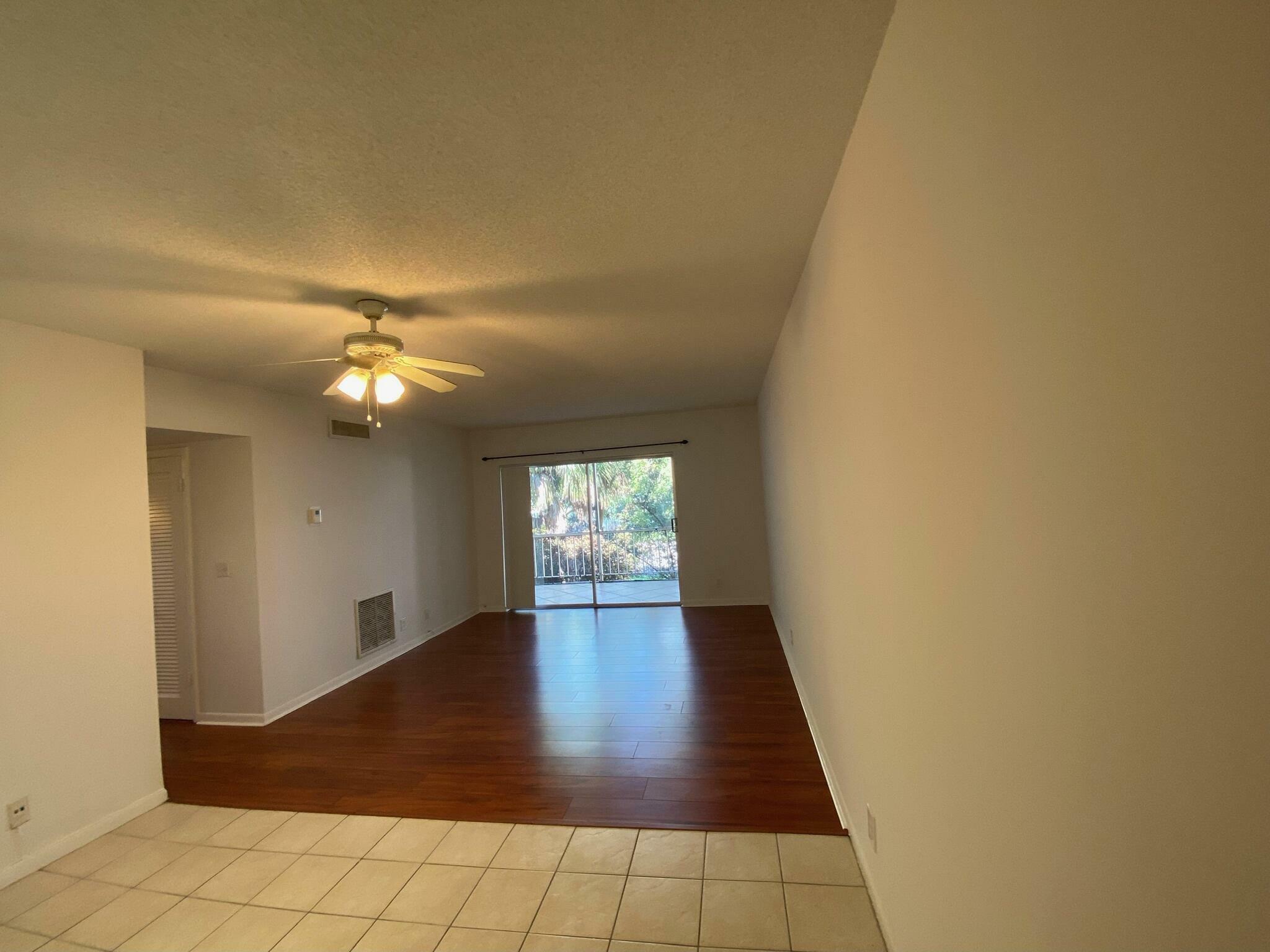 Property Photo: 632 NW 13th Street 28 FL 33486