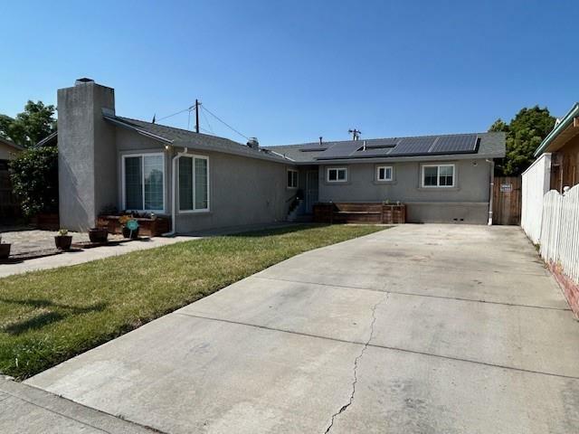Property Photo: 471 Helen Avenue CA 95376