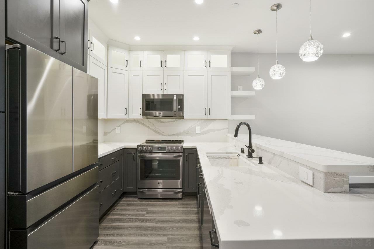 Property Photo: 2445 Brant St 613 CA 92101