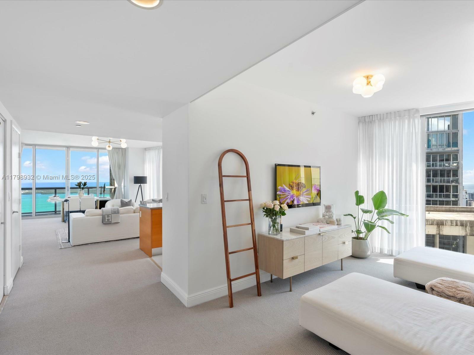 Property Photo: 475 Brickell Ave 5507 FL 33131
