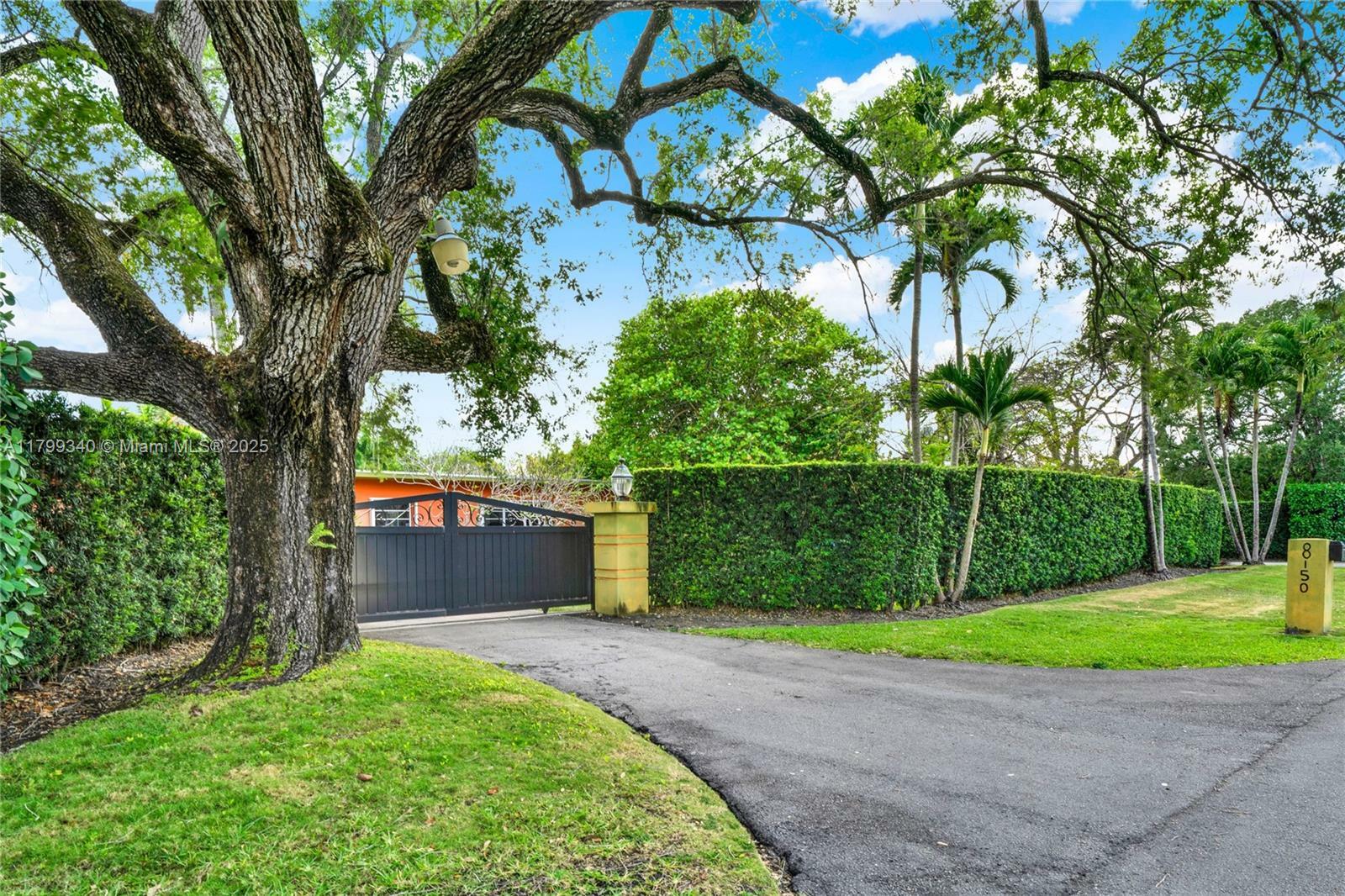 Property Photo: 8150 SW 77th St FL 33143