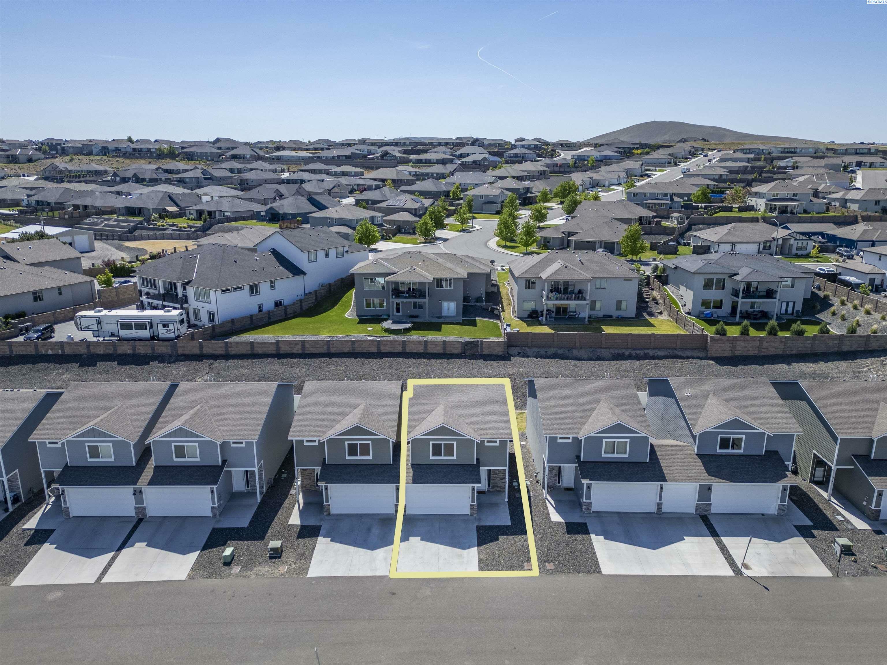 Property Photo: 434 Bedrock Loop WA 99353