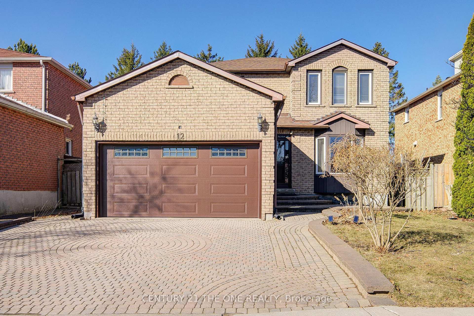 Property Photo: 12 Featherstone Avenue ON L3S 2E5