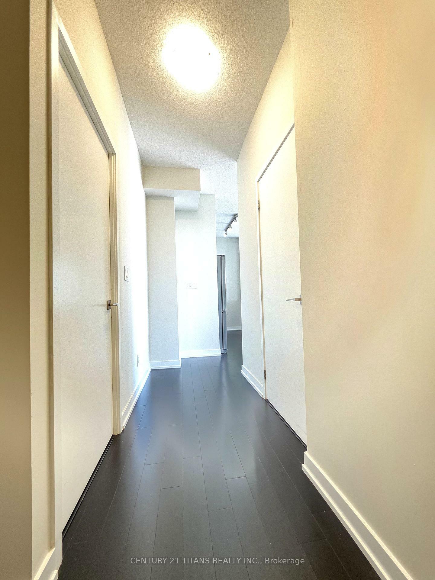 Property Photo: 4011 Brickstone Mews 1205 ON L5B 0G3