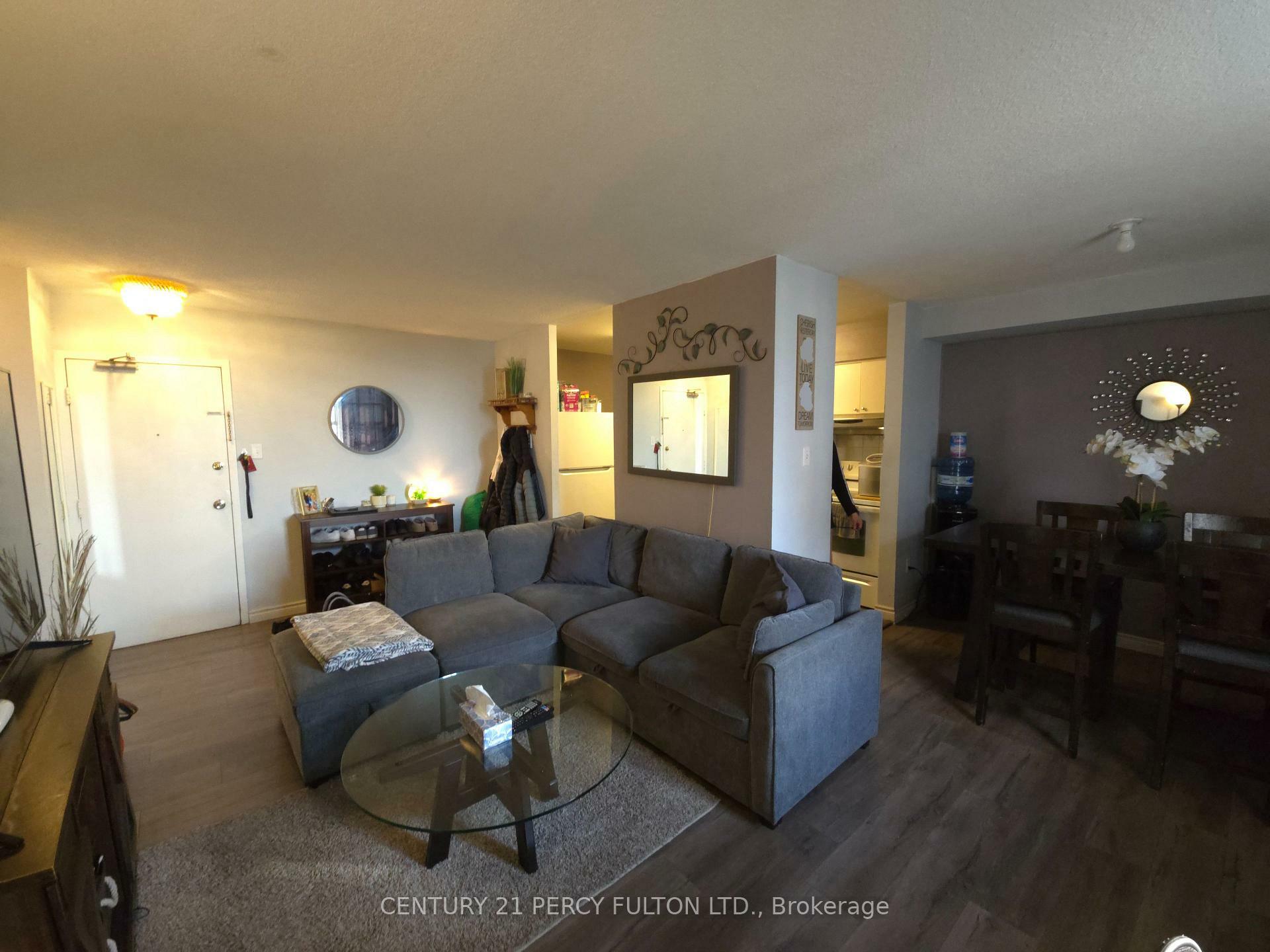 Property Photo: 100 Dundalk Drive 516 ON M1P 4V2