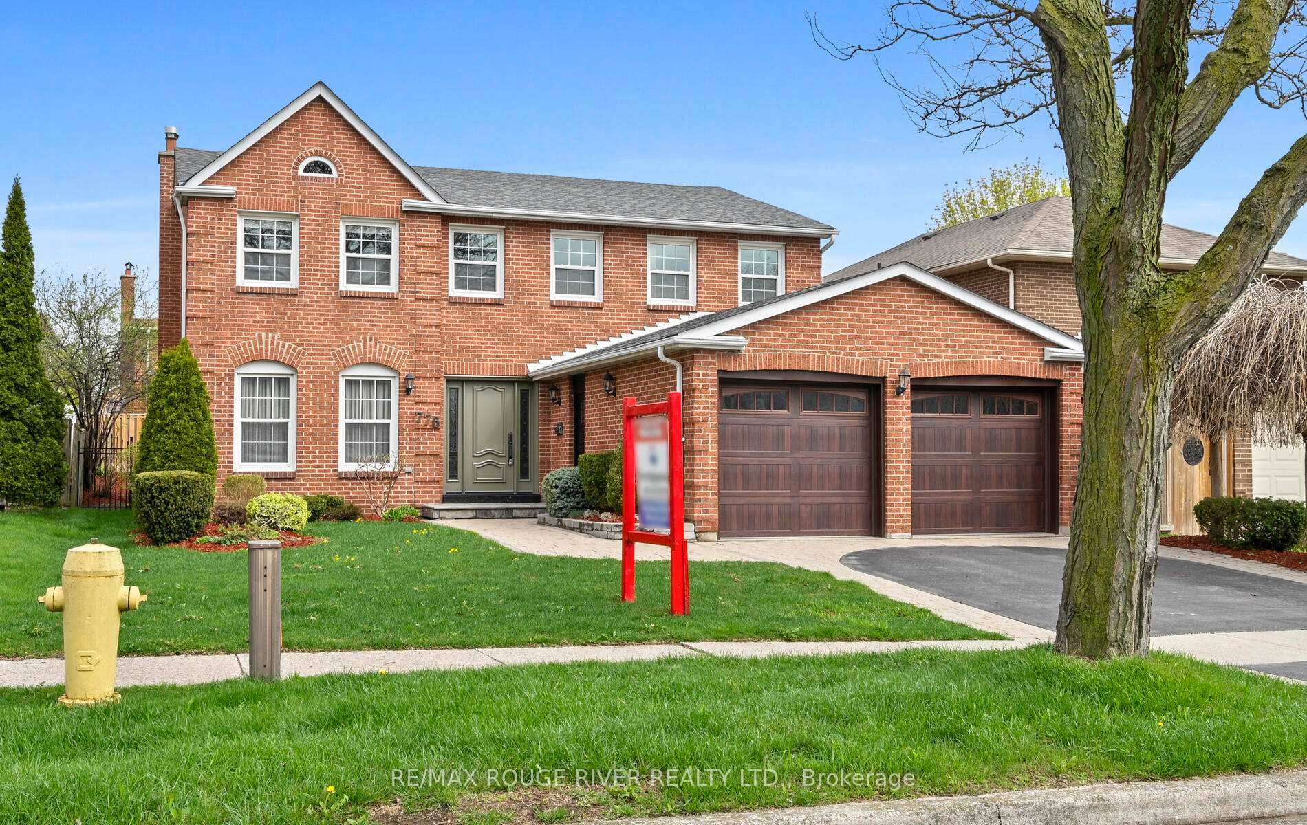 Photo de la propriété: 776 Pebble Court ON L1V 3P3