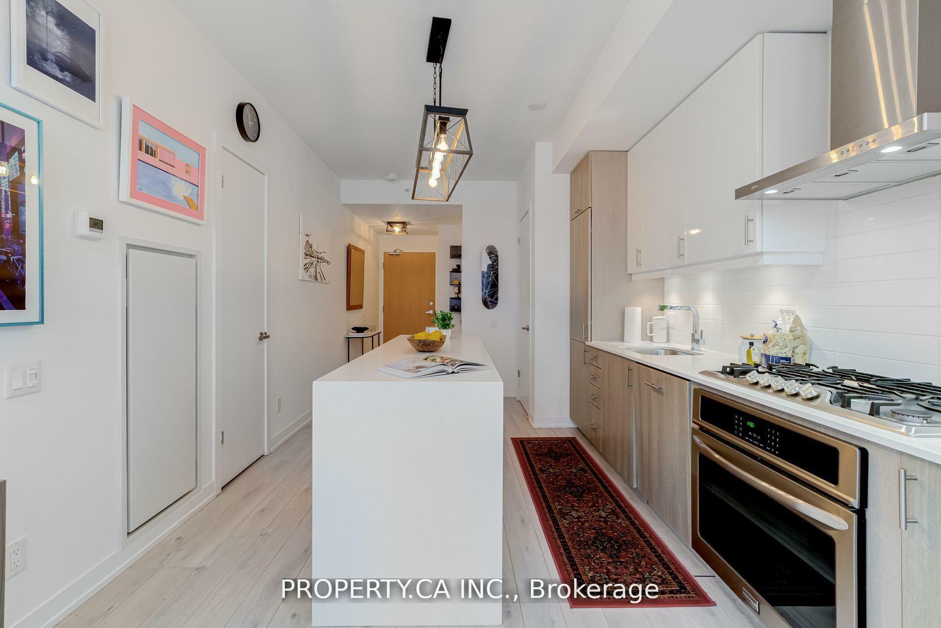 Property Photo: 38 Howard Park Avenue 212 ON M6R 0A7